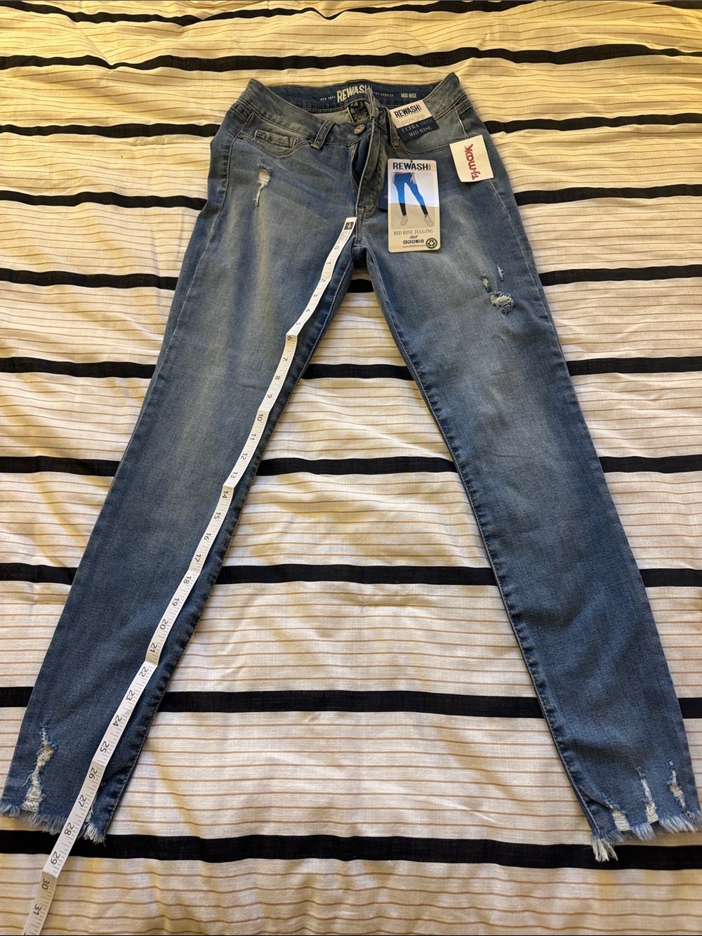 Rewash Slim Skinny women’s Jeans in Light Blue Wash